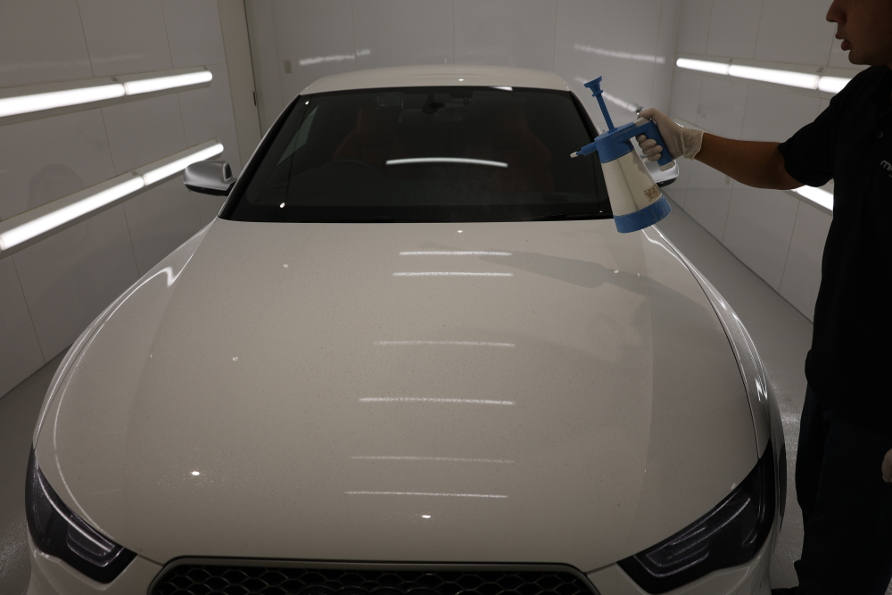 Audi RS5/8T ＆ 鏡面磨き施工＋mp+ガラスコーティング施工＋祝納車！！