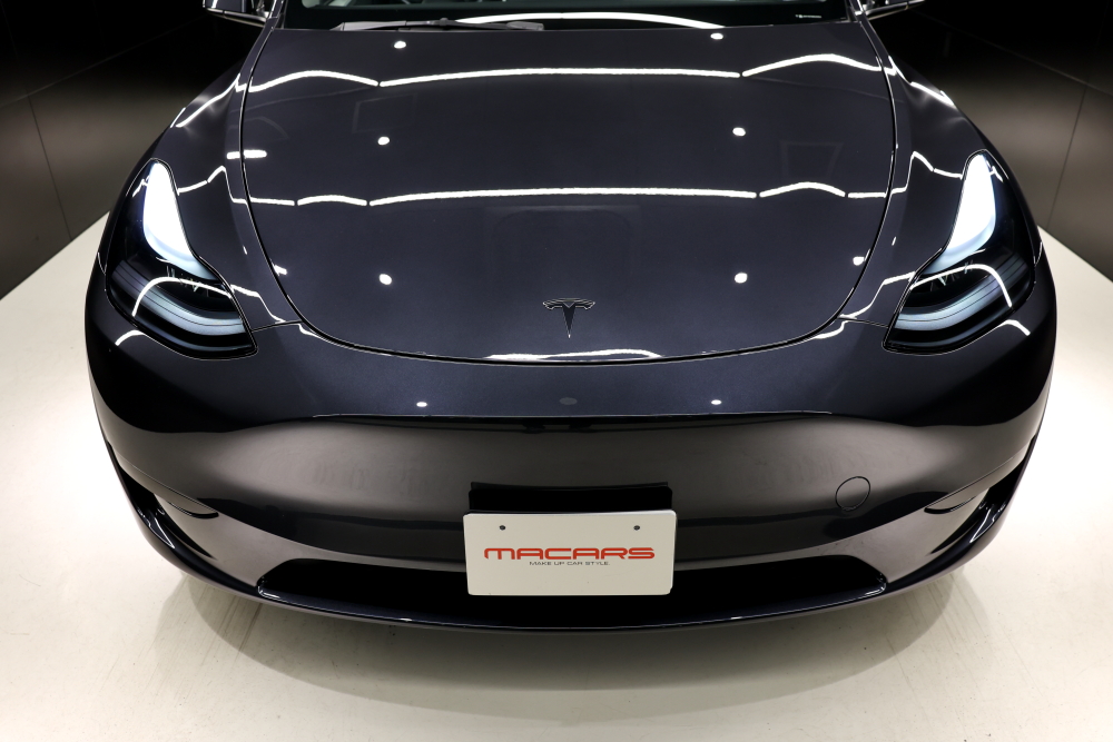 TESLA モデルY
