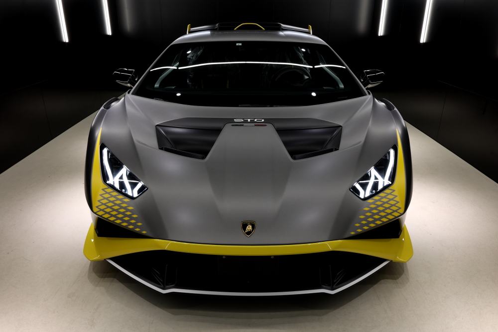 Lamborghini Huracán STO